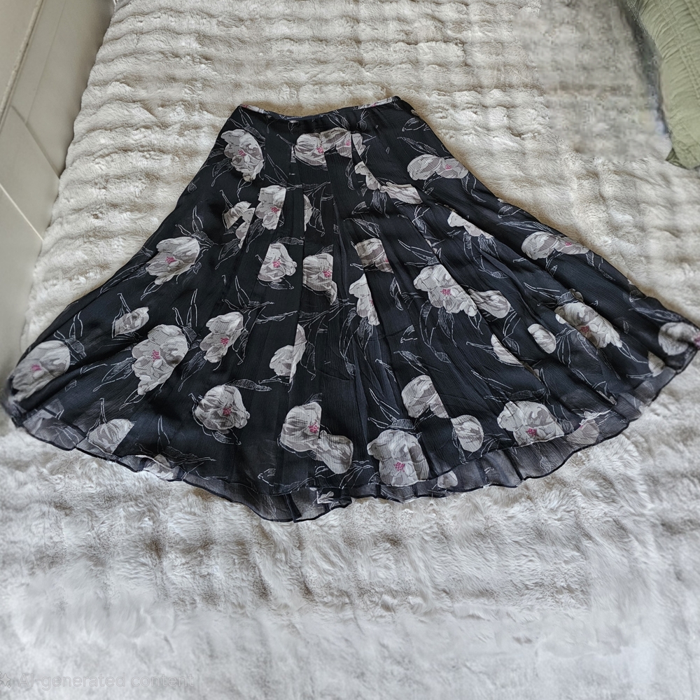 Jones New York Black and White Floral A-Line Silk Skirt